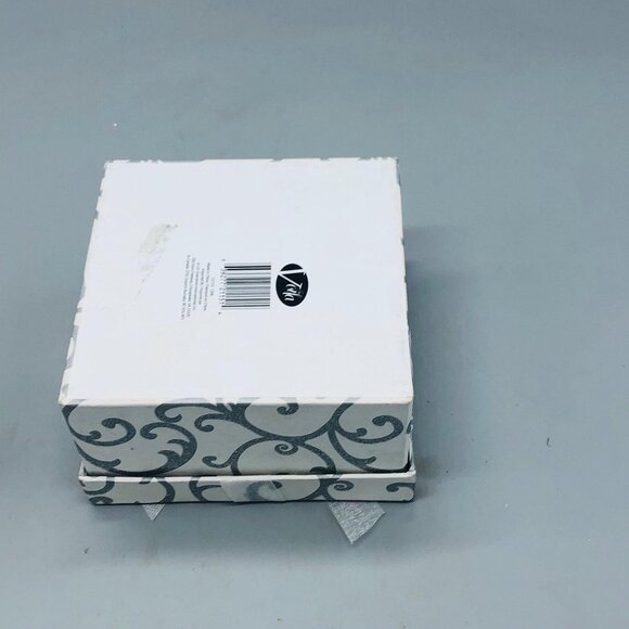 Christmas Nutcracker Tea Candle Holder 3" Tall And Gift Box READ - Picture 4 of 7